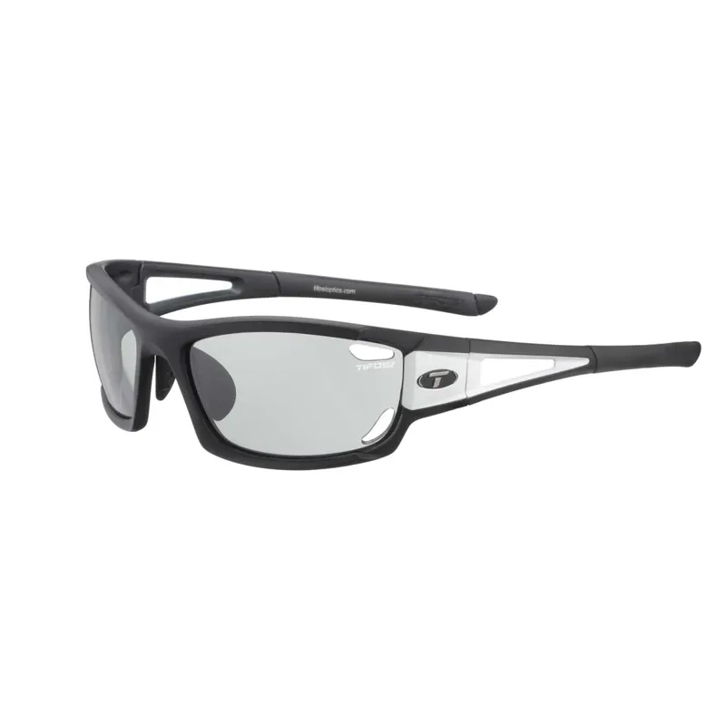 Tifosi Dolomite 2.0 Fototec Light Night Lens Sunglass in Black